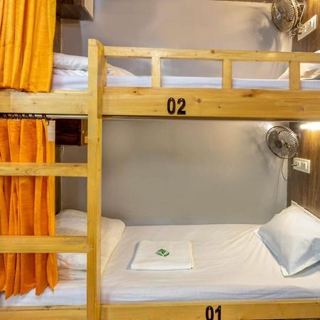 Sunrise Dormitory Hostel Mumbai Ngoại thất bức ảnh