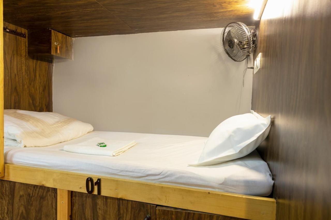 Sunrise Dormitory Hostel Mumbai Ngoại thất bức ảnh