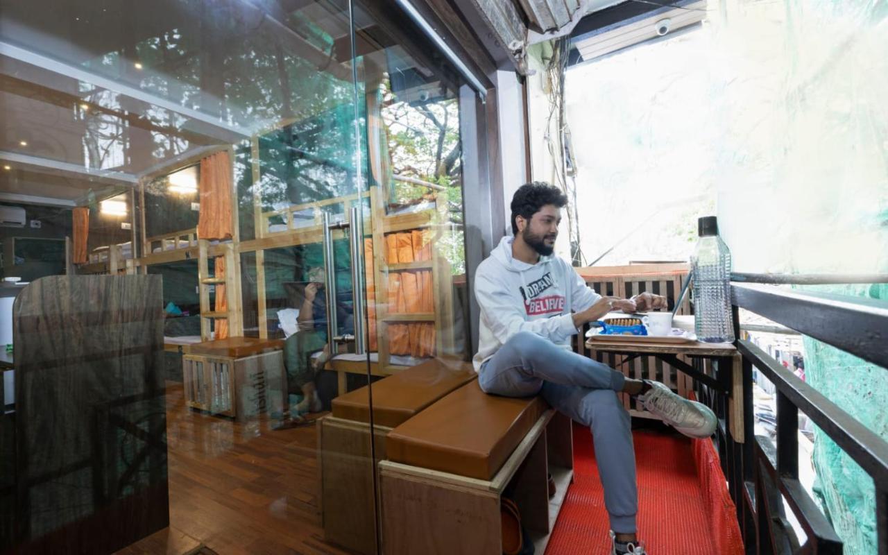 Sunrise Dormitory Hostel Mumbai Ngoại thất bức ảnh